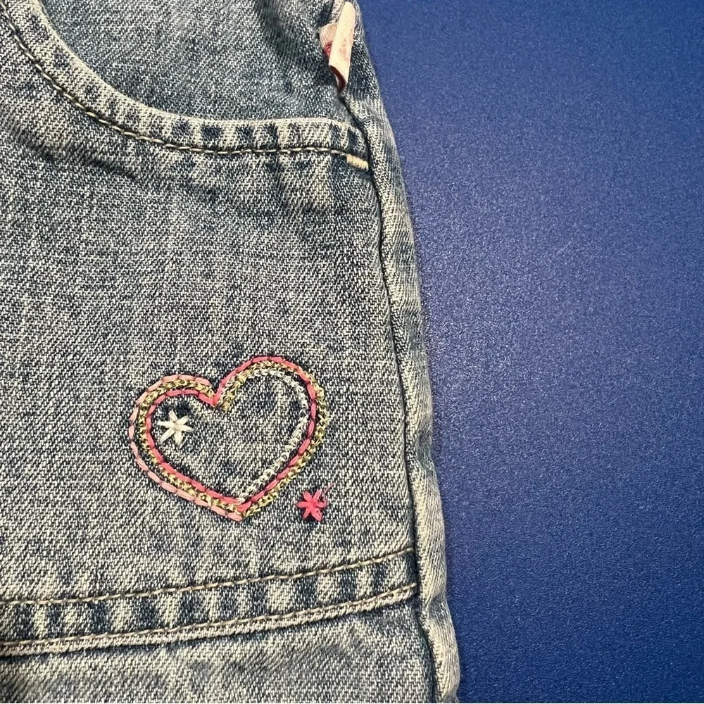 Oshkosh B'gosh Girls Denim Heart Floral Embroidered Skirt Size 4